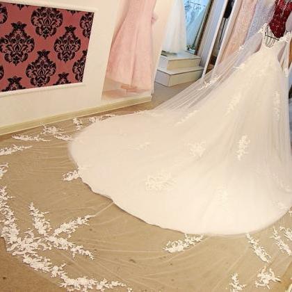 A-line Scoop Neck Appliqued Wedding Dresses, Pure..