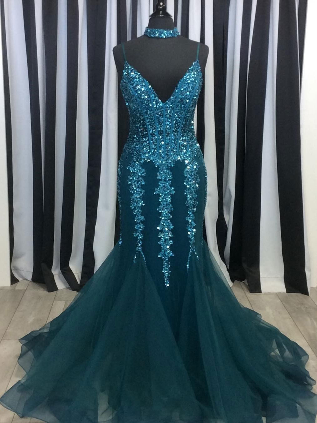 2018 A-line Princess V Neck Spaghetti Strap Prom Dresses Apd3102a